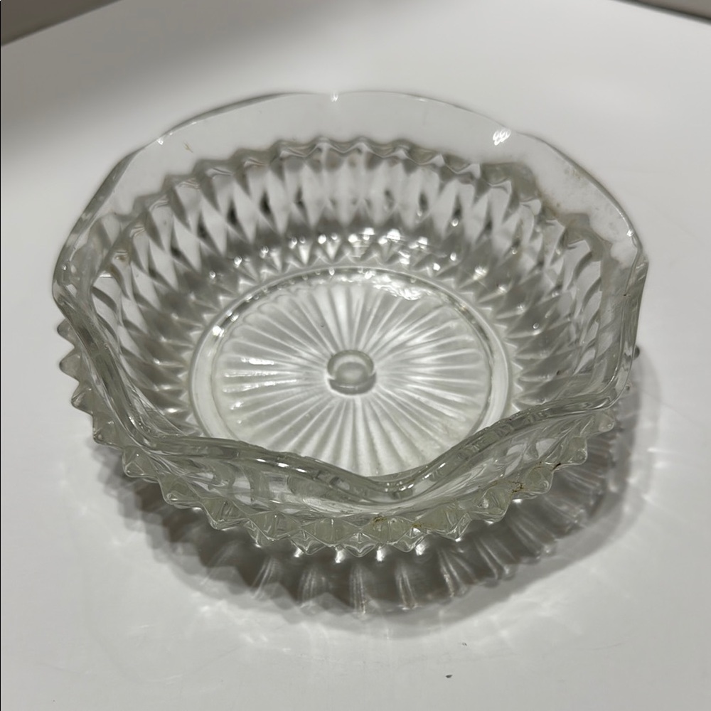 Vintage Elegant Clear Glass Bowl